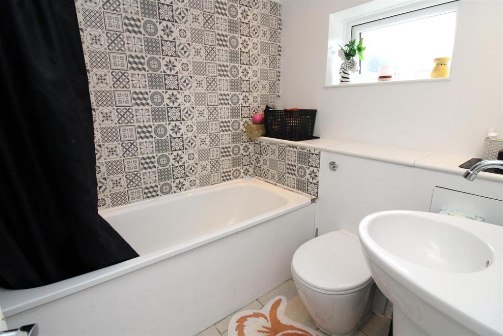 Bathroom.JPG
