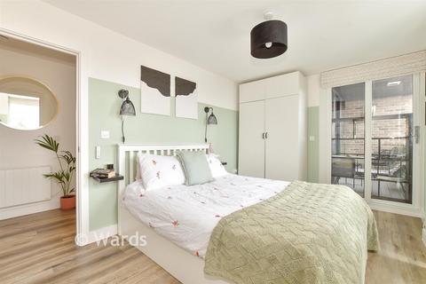 1 bedroom apartment for sale, The Market Quarter, Ashford TN23