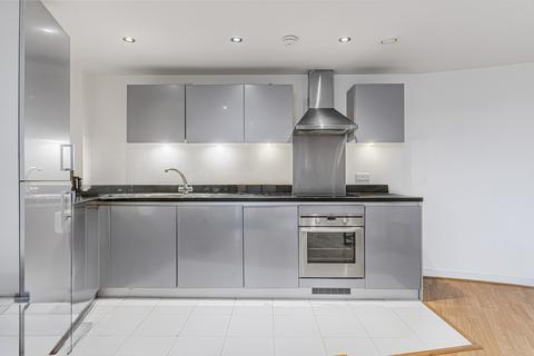 2 bedroom flat for sale, Durnsford Road, London, SW19