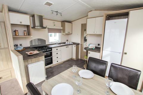 2 bedroom bungalow for sale, Bridge Country Park, Faversham Road, Whitstable