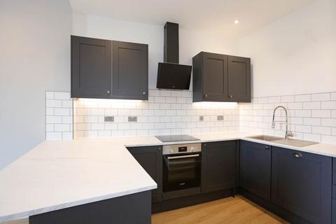 2 bedroom flat to rent, Newhaven Road , Edinburgh,