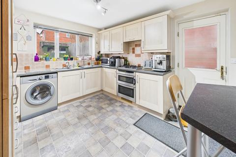 3 bedroom detached house for sale, Frithwood Drive, Dronfield, Derbyshire, S18