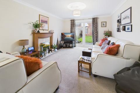 3 bedroom detached house for sale, Frithwood Drive, Dronfield, Derbyshire, S18