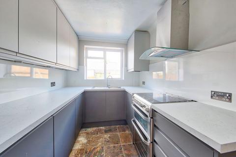 2 bedroom terraced house to rent, Luther Road, Teddington TW11