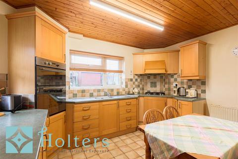 undefined, Maes Y Dre, Caersws SY17