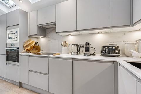 2 bedroom apartment for sale, Broxash Road, SW11