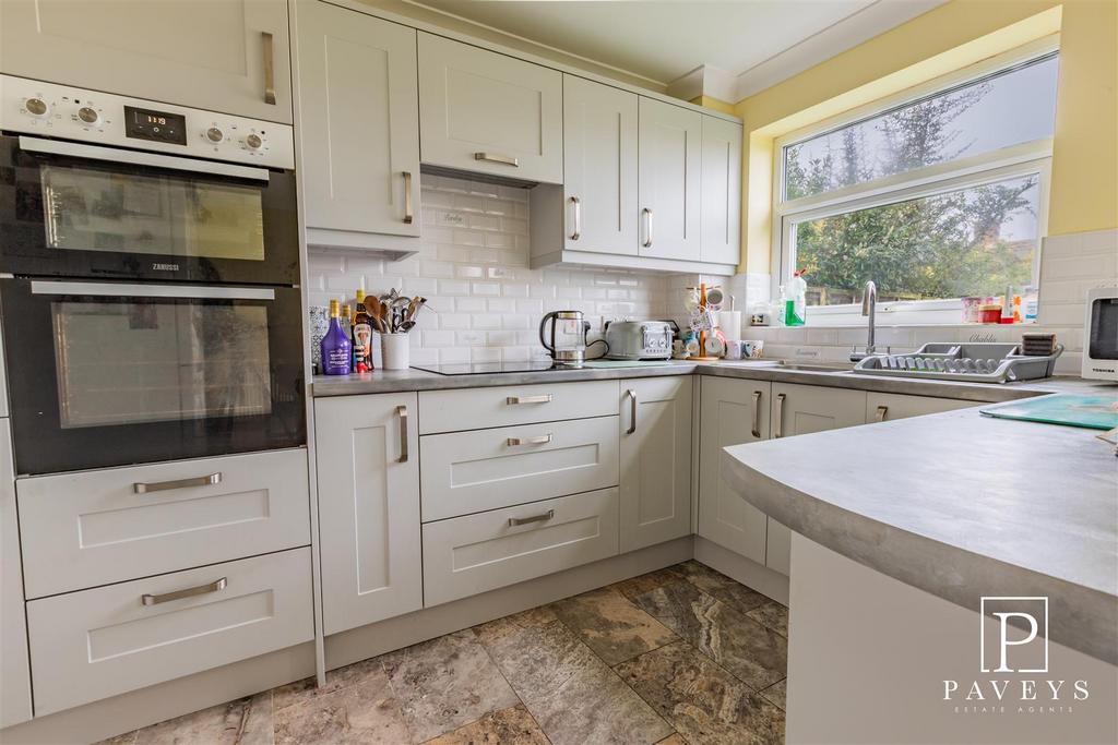Kitchen diner