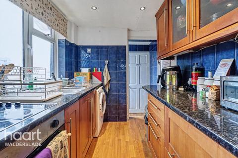 2 bedroom terraced house for sale, Capstone Road, Chatham