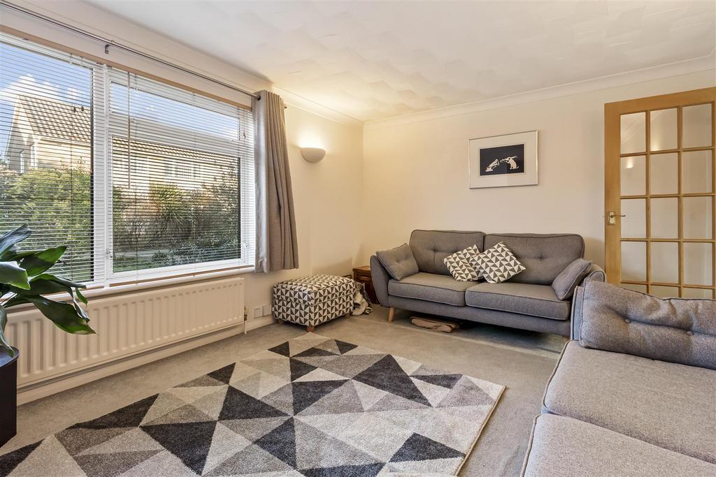 12 Somerset Close-012.JPG