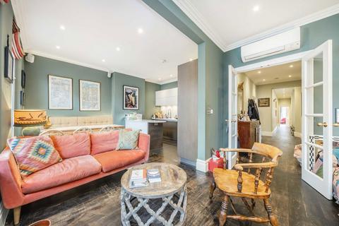 3 bedroom flat for sale, Kings Road, London SW3