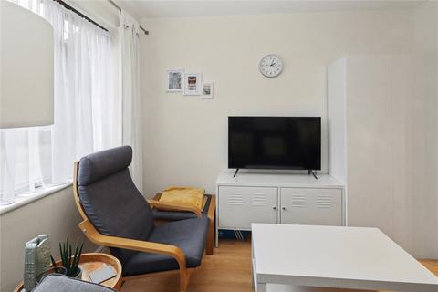 undefined, Tintagel Way, Surrey GU22