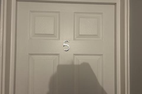 undefined, Room 5, 36 Dovedale, Stevenage, Hertfordshire