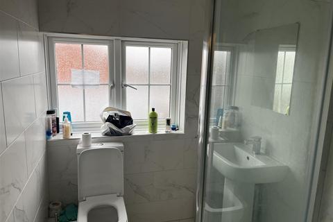 undefined, Room 5, 36 Dovedale, Stevenage, Hertfordshire