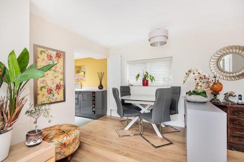 3 bedroom detached house for sale, Ryton NE40