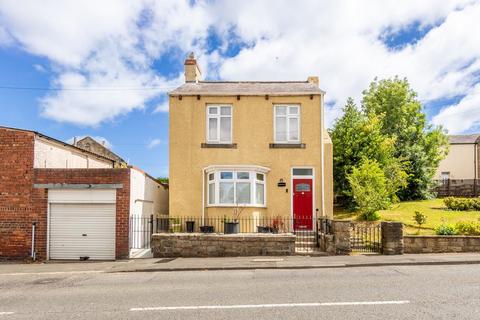 3 bedroom detached house for sale, Ryton NE40