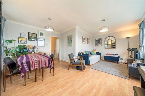 2 bedroom flat for sale, Dartmouth Hill, London SE10