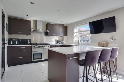 4 bedroom detached house for sale, Seagrim Road, Bournemouth BH8