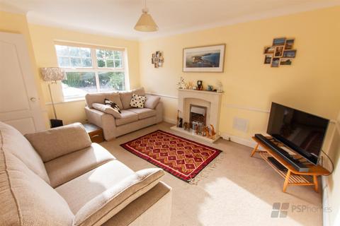 4 bedroom detached house for sale, The Oaks, Burgess Hill