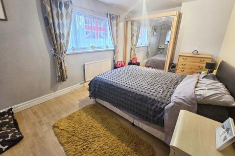2 bedroom semi-detached house for sale, St. Johns Gardens, Sunnybrow, Crook