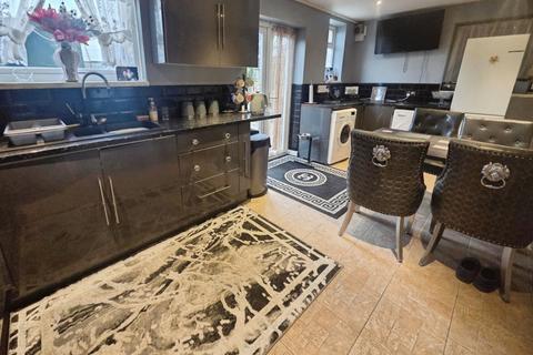 2 bedroom semi-detached house for sale, St. Johns Gardens, Sunnybrow, Crook