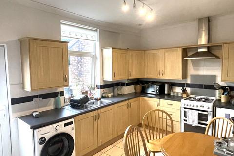 2 bedroom terraced house to rent, Church Street, Little Lever, Bolton, BL3