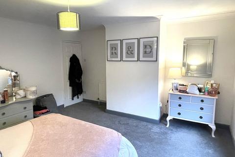 2 bedroom terraced house to rent, Church Street, Little Lever, Bolton, BL3