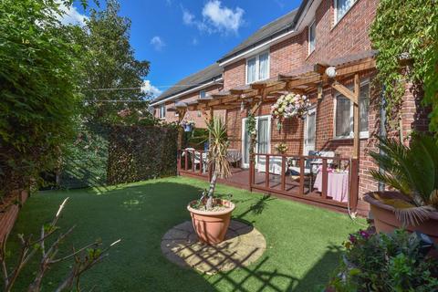 4 bedroom semi-detached house for sale, Haven Close, East Cowes