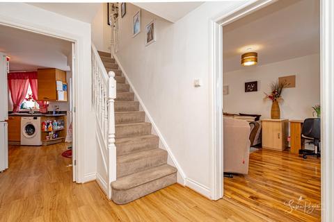 4 bedroom semi-detached house for sale, Haven Close, East Cowes