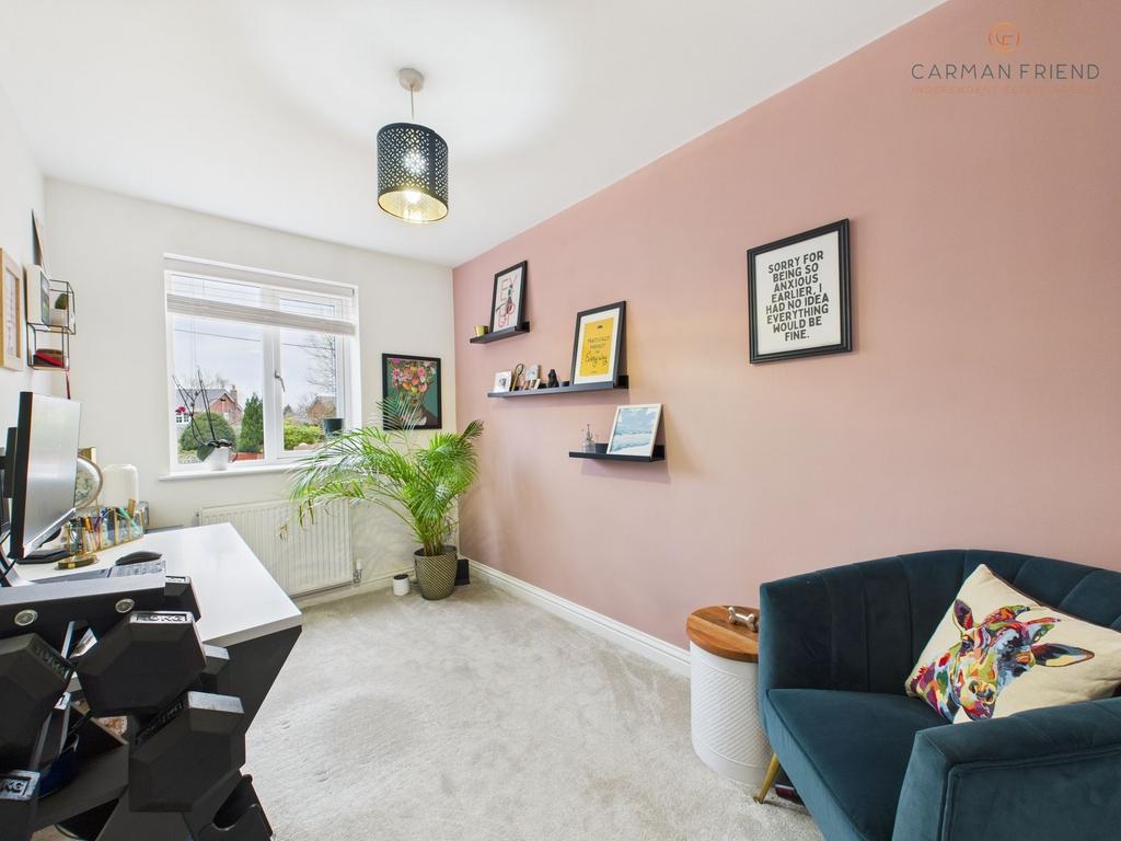 Office/Bedroom 4