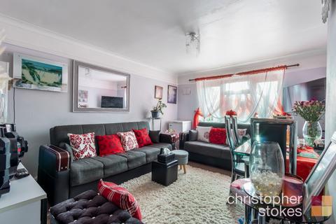 2 bedroom maisonette for sale, Swanfield Road, Waltham Cross, Hertfordshire, EN8 7JP