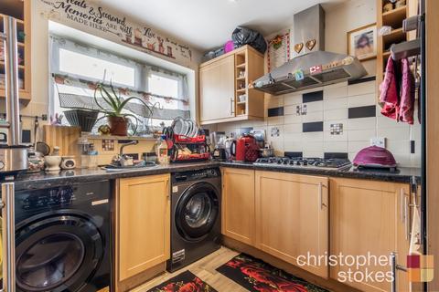 2 bedroom maisonette for sale, Swanfield Road, Waltham Cross, Hertfordshire, EN8 7JP
