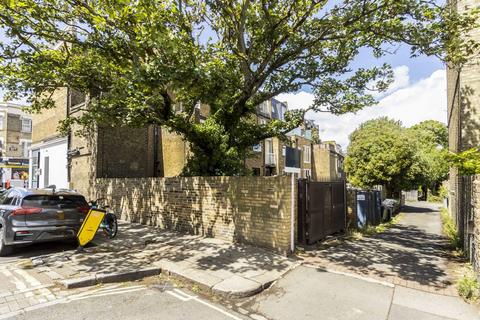 Old Forge Mews, London W12