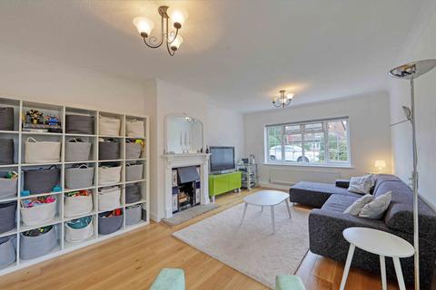 4 bedroom detached house for sale, Thames Close, Bourne End, SL8