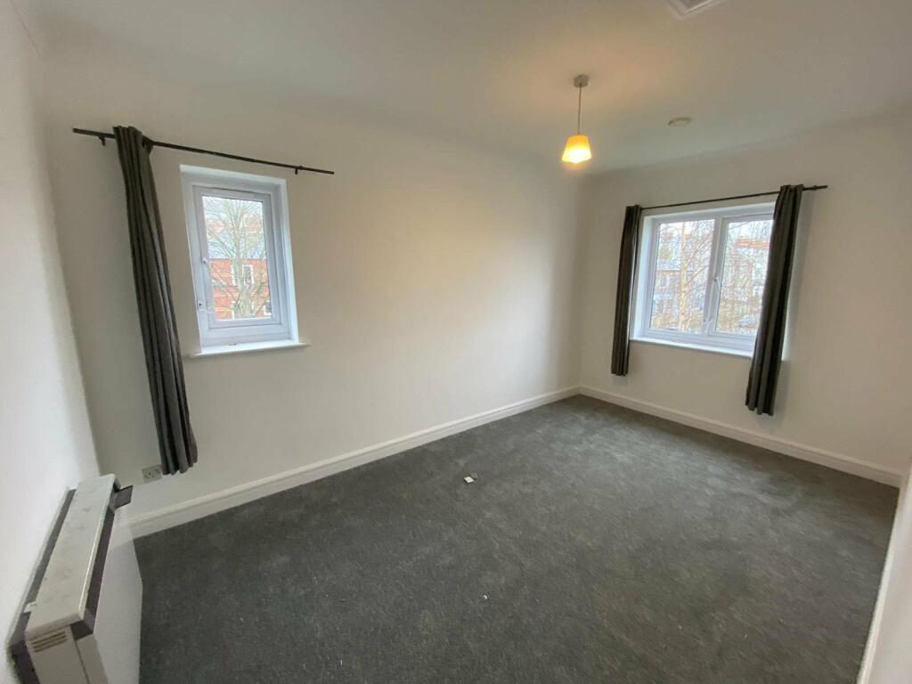 Bedroom 1.jpeg