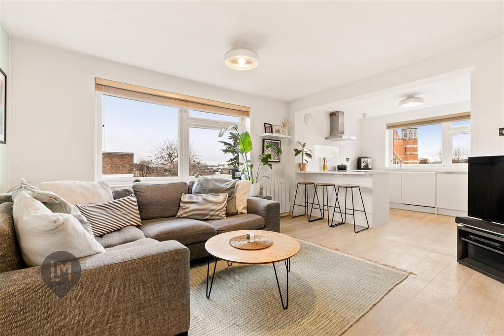 Living/kitchen/Dining Room