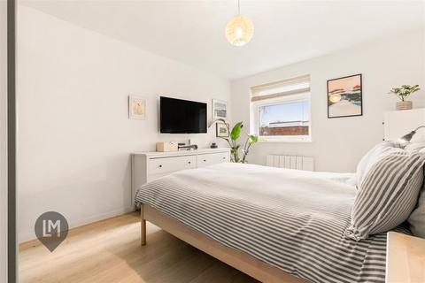 2 bedroom flat for sale, Wimbledon Park Road, London