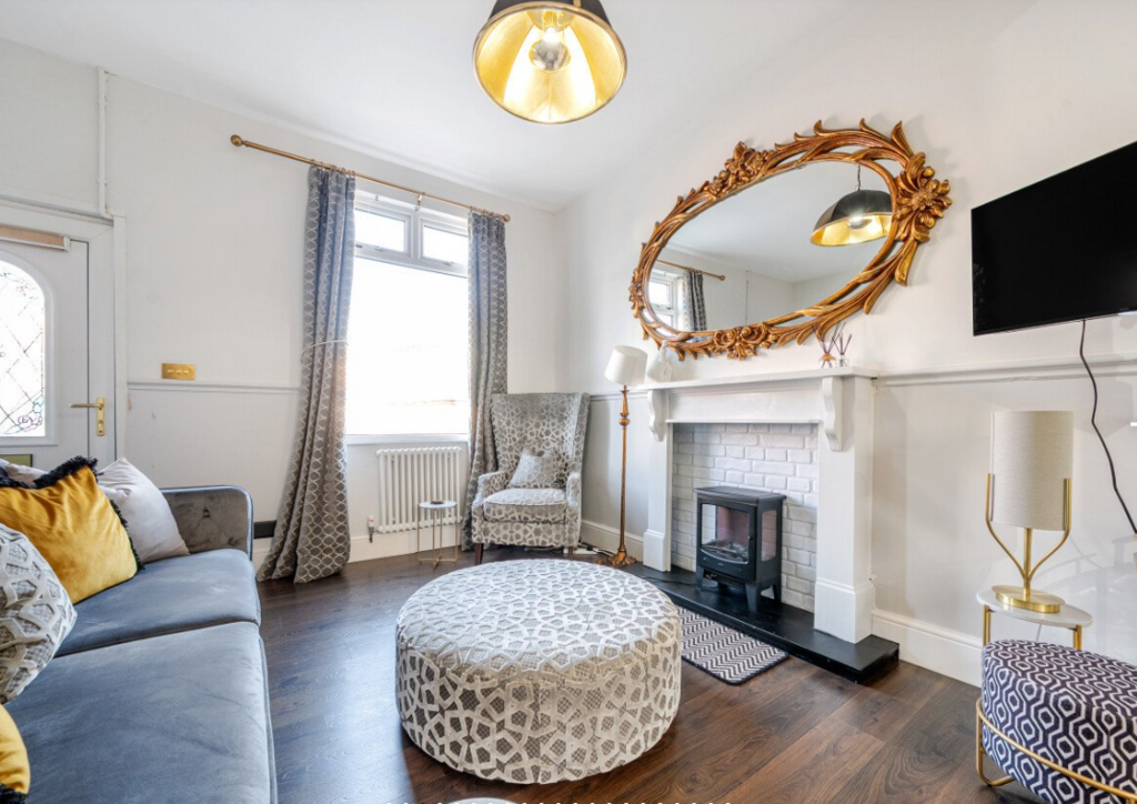 Living room 2