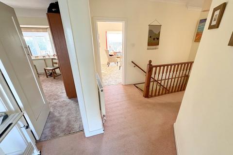 3 bedroom detached house for sale, Castledene Crescent, Whitecliff, Poole, BH14