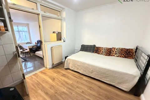 undefined, London N9