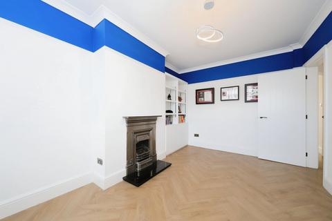 3 bedroom semi-detached house for sale, Chester Road North, Kidderminster DY10