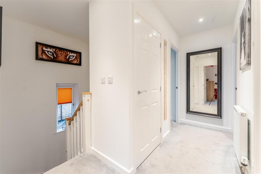 77 Moorhen Road Yatton BS49 4 FU -57.jpg
