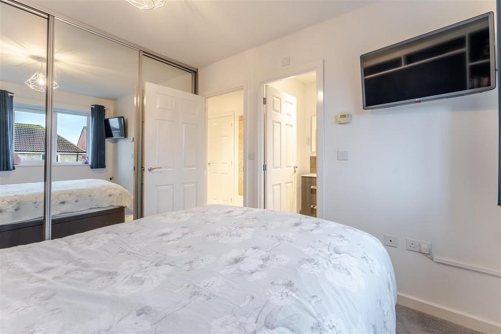 77 Moorhen Road Yatton BS49 4 FU -46.jpg