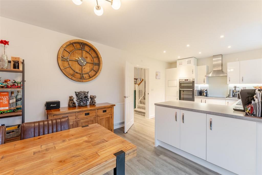 77 Moorhen Road Yatton BS49 4 FU -31.jpg