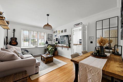undefined, Oaktree Walk, Caterham CR3