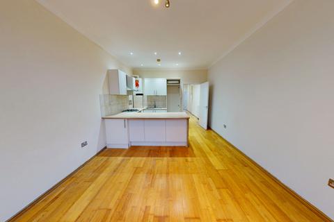 2 bedroom flat to rent, Arcadian gardens