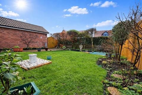 undefined, Stewart Close, Evesham