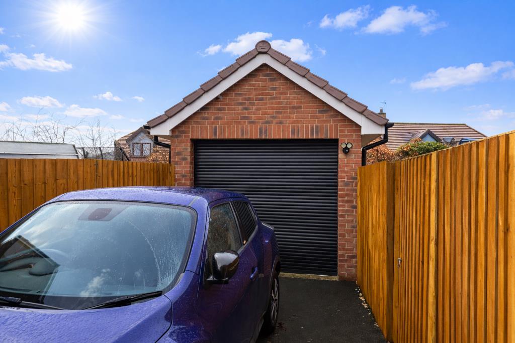 Garage.jpg