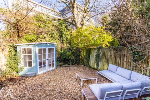 2 bedroom flat for sale, St. Georges Road, Cheltenham GL50