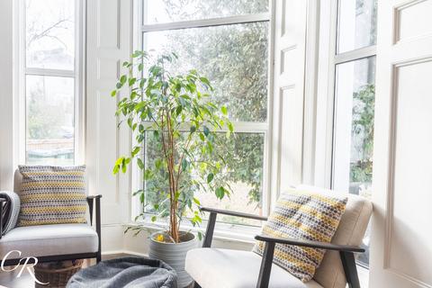 2 bedroom flat for sale, St. Georges Road, Cheltenham GL50