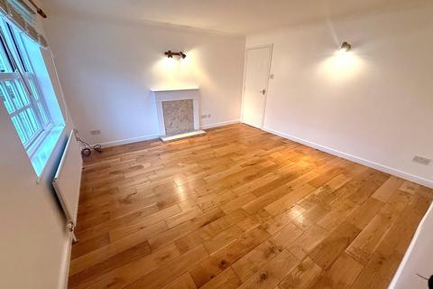 2 bedroom flat to rent, Fleming Drive, London